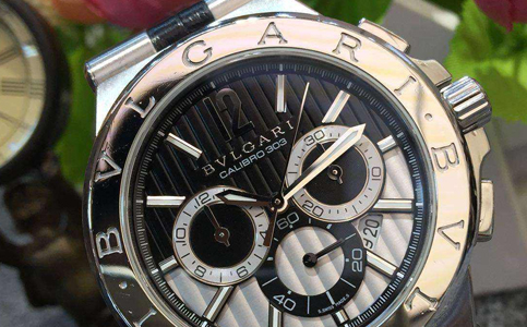 寶格麗官網客服電話（寶格麗手表機芯受損的處理）